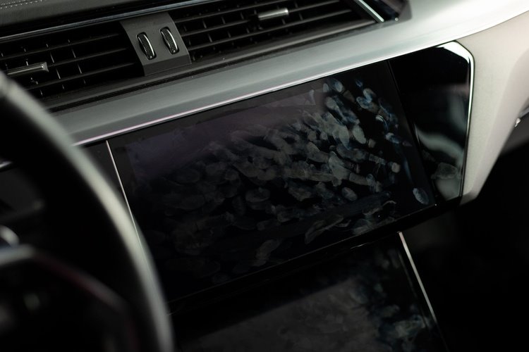 Cartec TOUCH & GO 1L - czyszczenie plastiku skóry drewna