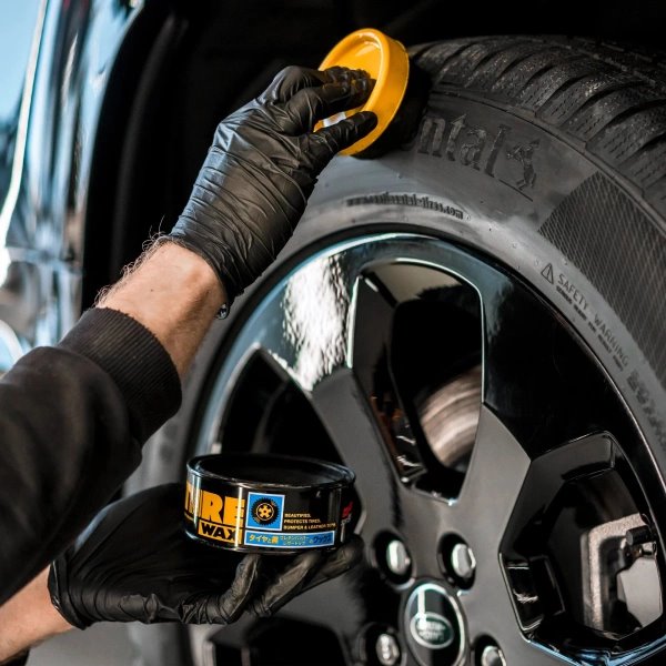 Soft99 Tire Black Wax 170g - dressing do opon